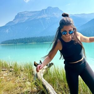 Meet your Posher, Bronte